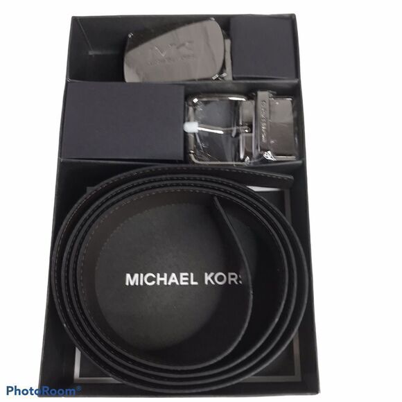 Michael Kors 4 in 1 Belt/Buckle Set NWT - Picture 1 of 5